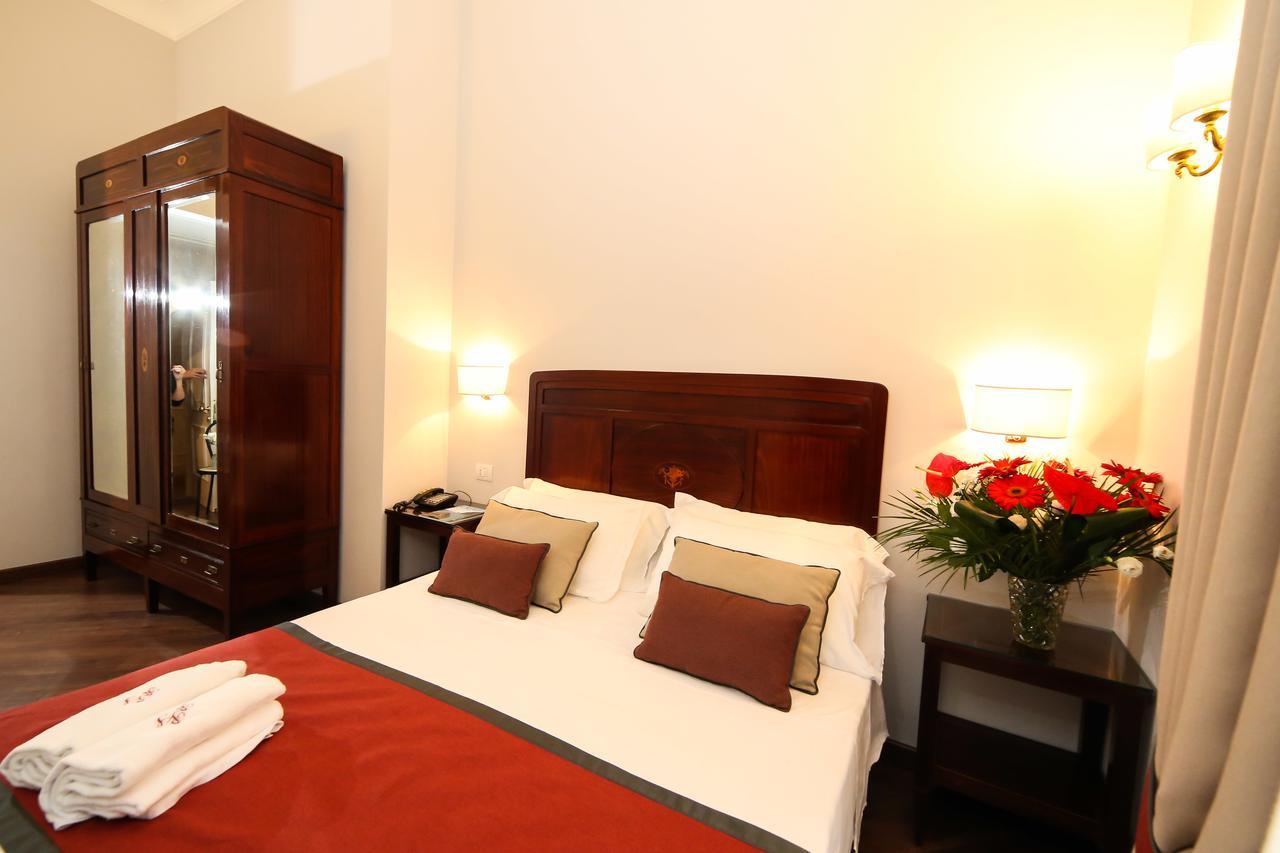 Decumani Hotel De Charme نابولي المظهر الخارجي الصورة
